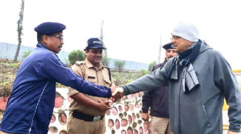 विधानसभा सत्र के दौरान सीएम धामी ने सुरक्षाकर्मियों से की मुलाकात और व्यवस्थाओं का लिया फीडबैक..