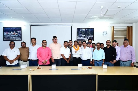 सूचना विभाग में 36 वर्ष की सेवा पूर्ण कर सेवानिवृत्त हुए वरिष्ठ प्रशासनिक अधिकारी मुकेश कुमार..