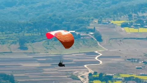 paragliding
